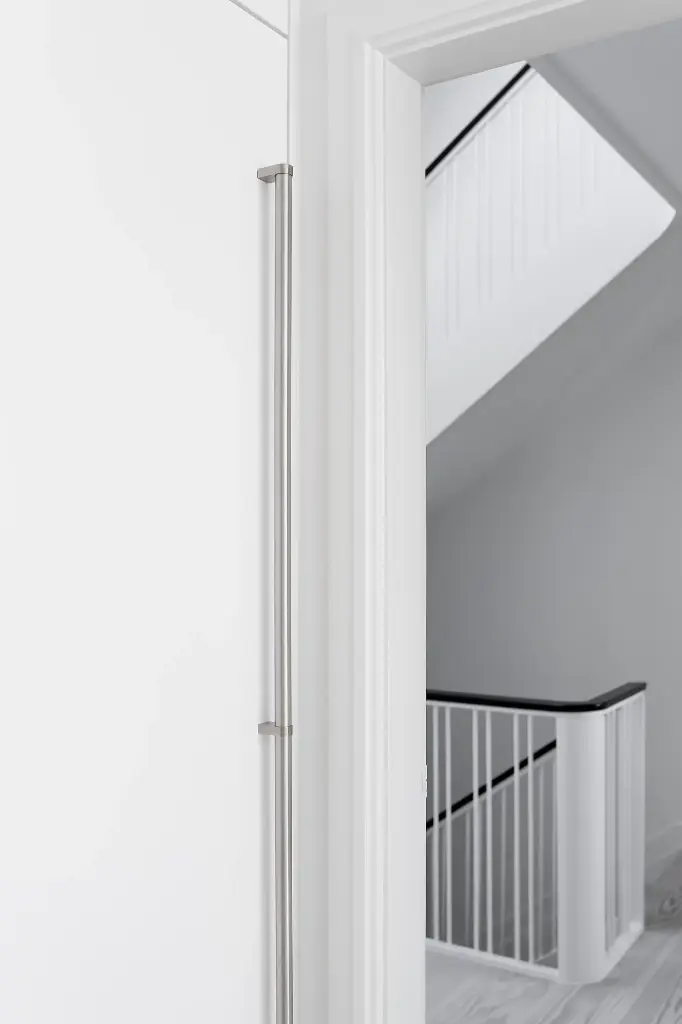 [224430640-66] BIG Assembled (640, 66 - Inox look)